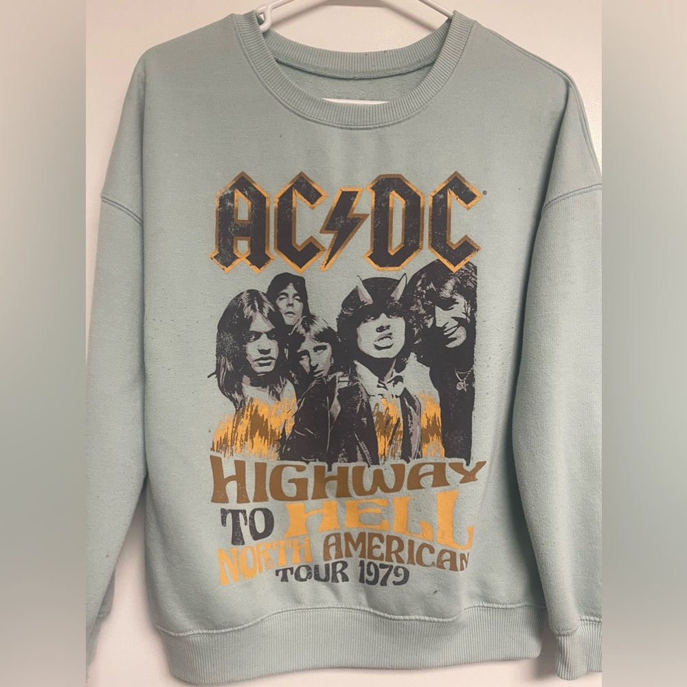 Crew neck sweatshirt, mint green color